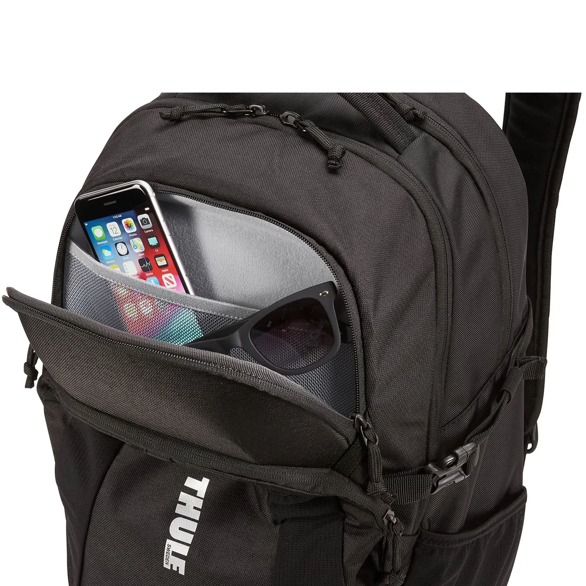 Thule Narrator 30L Backpack  - Fit up to 15.6" Laptop or 16" MacBook - Black